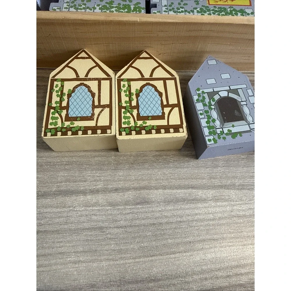 Retired Melissa & Doug Castle Blocks Play Set Wooden Collectible Play Complete